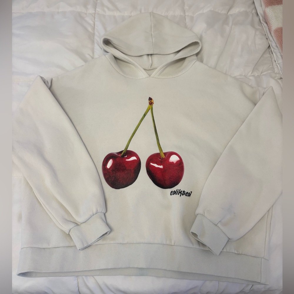 Edikted Cherry Hoodie